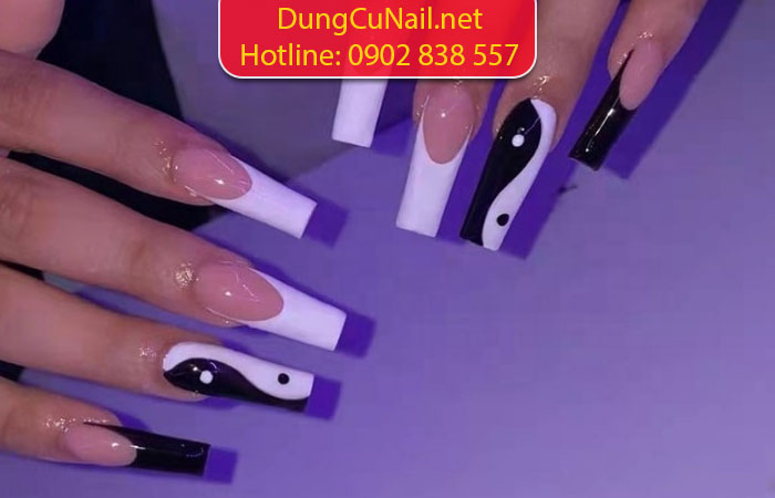 Mẫu nail đơn giản sang trọng và cá tính giúp nàng tự tin - Blog ...